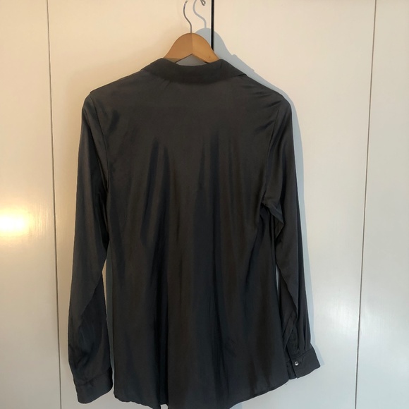 SOLD! Eileen Fisher long sleeve silk button down blouse - Picture 3 of 9